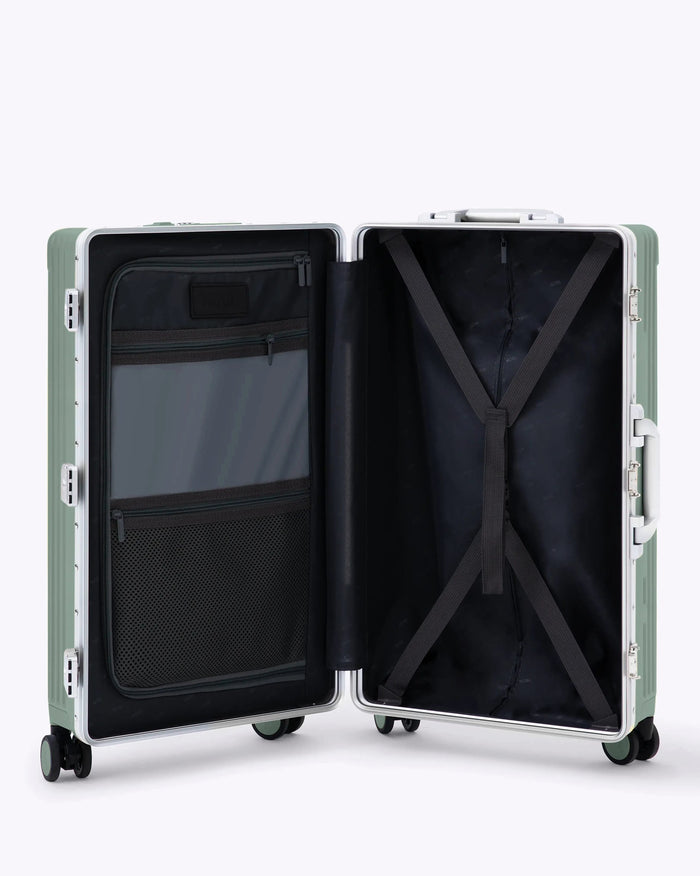 Check-In: All-In-One 28