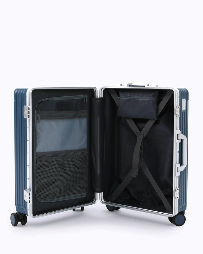 Carry-On: All-In-One Classic