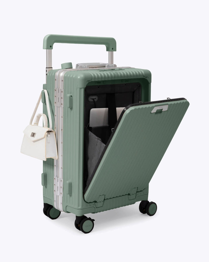 Carry-On: All-in-One Wide Handle