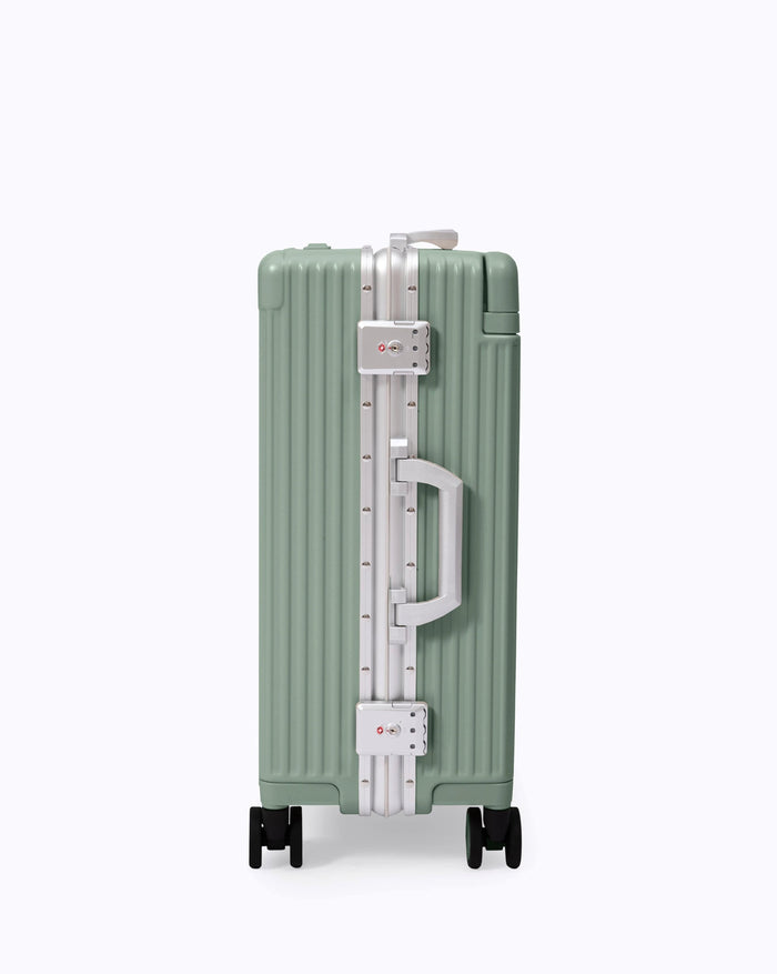 Carry-On: All-in-One Wide Handle