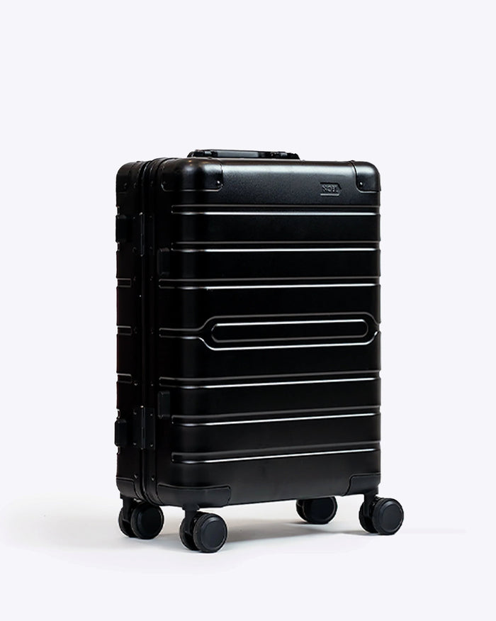 Carry-On: Aluminum